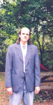 Date this nice looking United States man Parlor from Springfield US8751