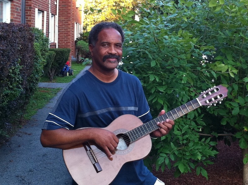 Date this foxy United States man Poncho from San Ysidro US8806