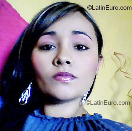Date this foxy Colombia girl Sonia liliana from Medellin CO10892