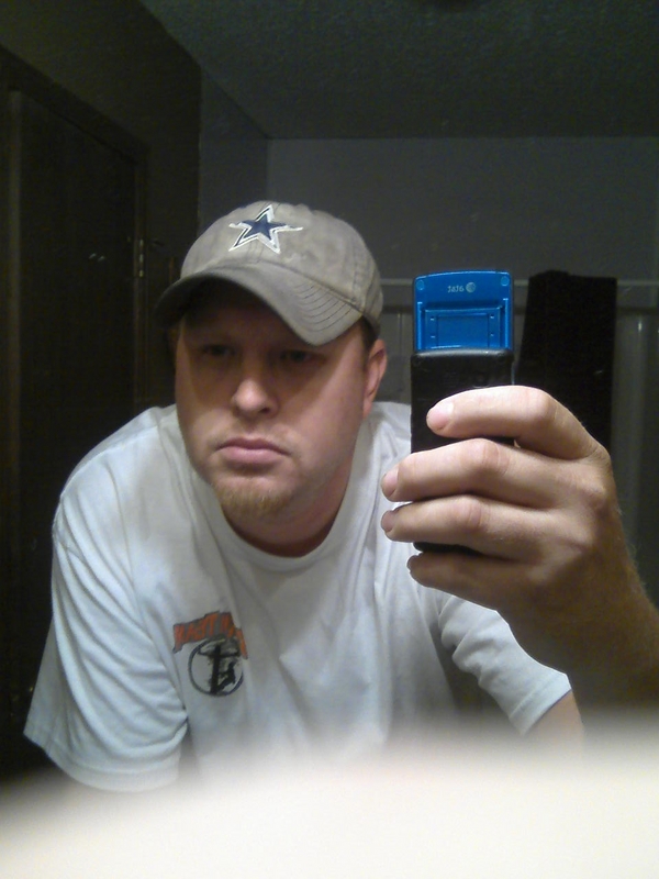 Date this hard body United States man Michael from Ada US9097