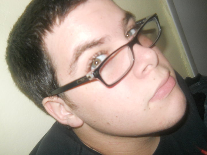 Date this beautiful United States man Arielroxx from Miami US9124