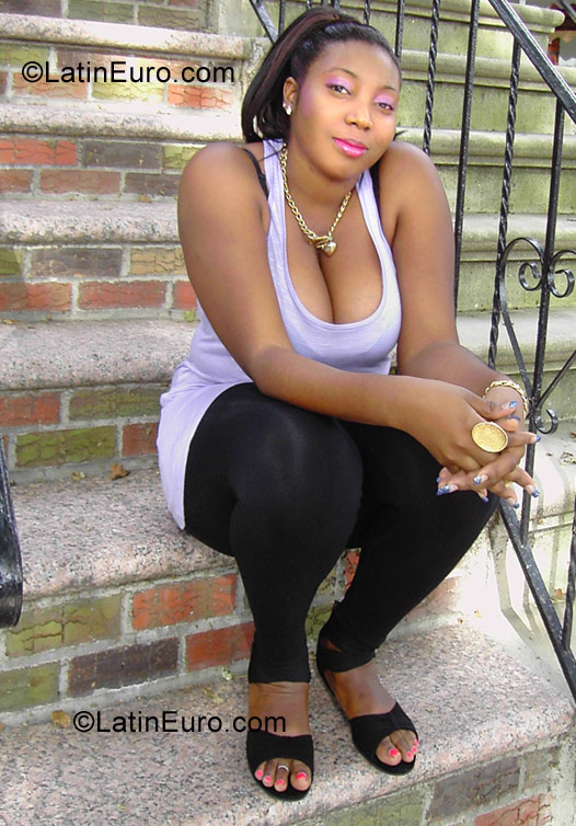 Date this sensual United States girl Kathryn from Brooklyn US10280