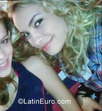 Date this hard body Brazil girl Nadyr from Sao Paulo BR4856