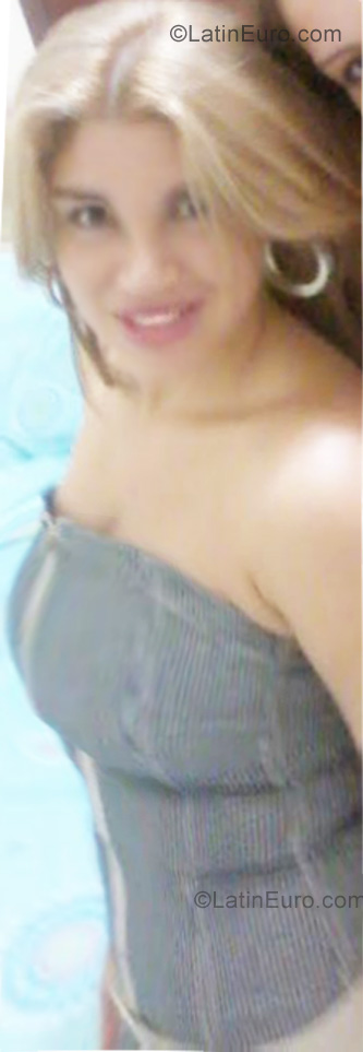 Date this lovely Brazil girl Monaiza from Juazeiro BR6258