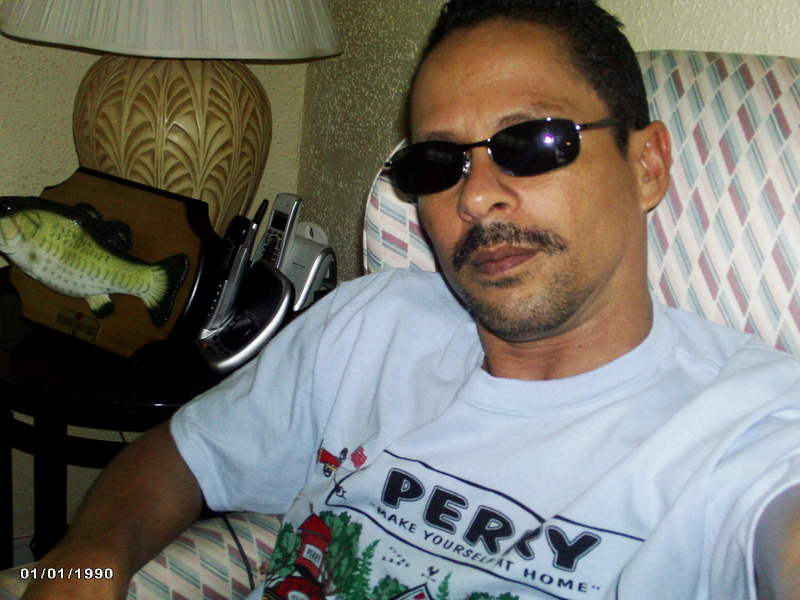 Date this cute United States man Willie from Usa US9356