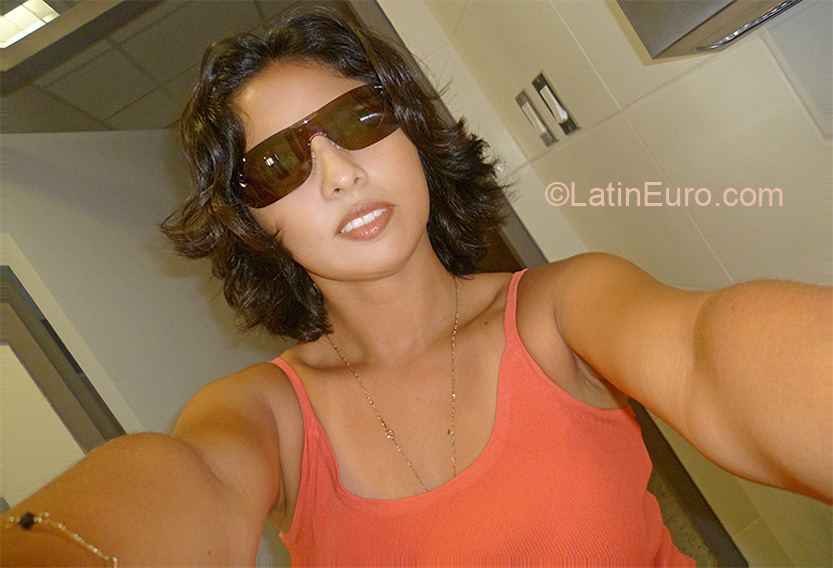 Date this stunning Peru girl Edith from Lima PE476