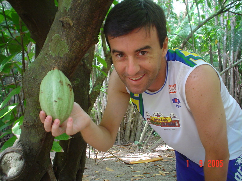 Date this voluptuous Brazil man Charles from Curitiba BR5173