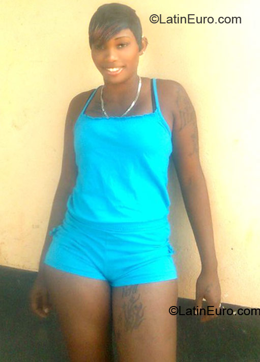 Date this happy Jamaica girl Lisa from Kingston JM236