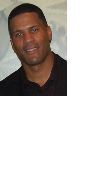 Date this cute United States man Paul from Morgantown US9593