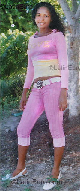 Date this georgeous Brazil girl Faby from Maceio BR5229