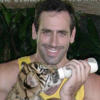 Date this tall United States man Mindful1 from Chicago US9653