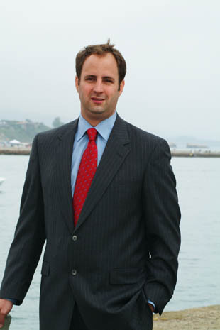 Date this sultry Brazil man TexasLawyer from Dallas BR5351