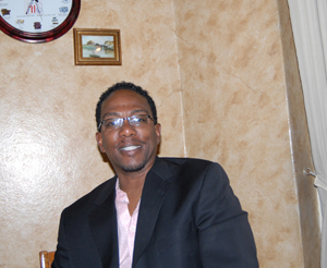 Date this happy United States man Environmentalis from Chicago US10010