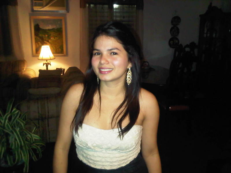 Date this charming Honduras girl Dicxi from Honduras HN330