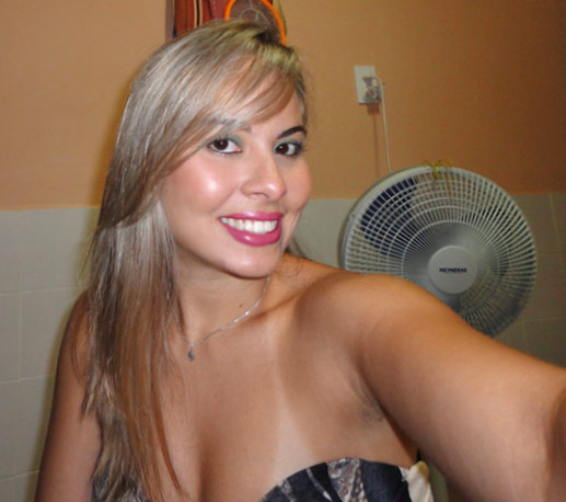 Date this nice looking Brazil girl Suazana from Fortaleza BR5477