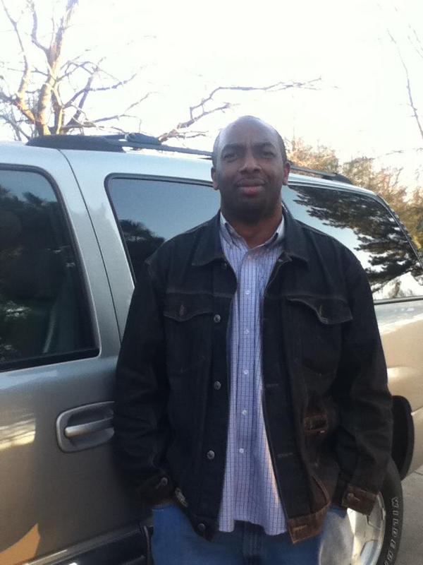 Date this voluptuous United States man Charles from Tulsa US10335