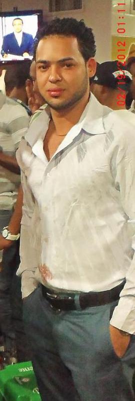 Date this hard body Dominican Republic man Busco from Santiago DO8488