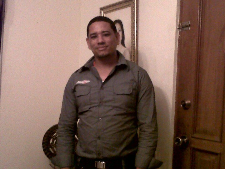 Date this tall Dominican Republic man Joselito from Santo Domingo DO8502