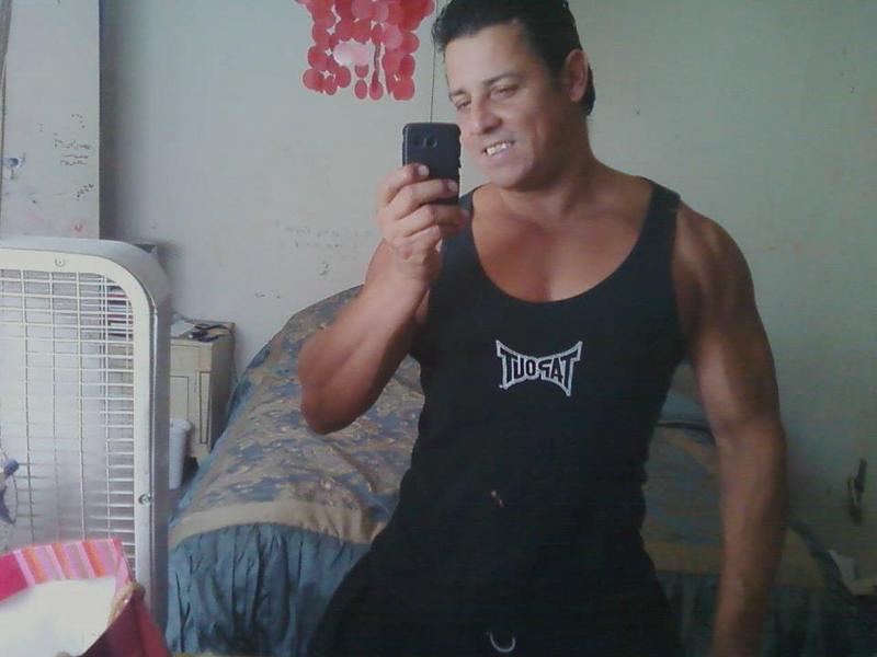 Date this charming United States man Legnar from San Bernardino US11061