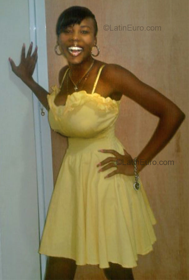 Date this cute Jamaica girl Denise from Kingston JM327