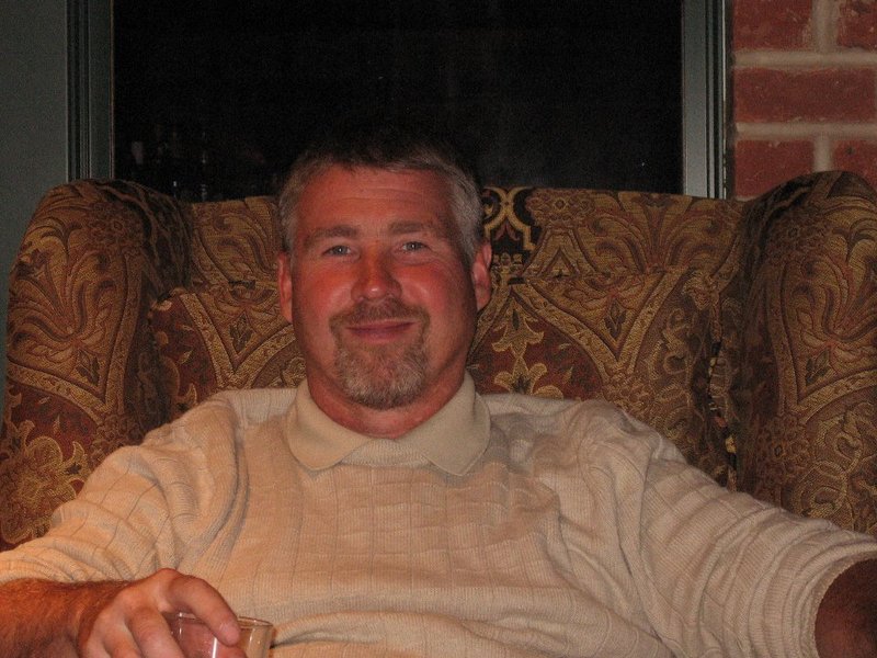Date this voluptuous United States man Dominic64 from Omaha US11142