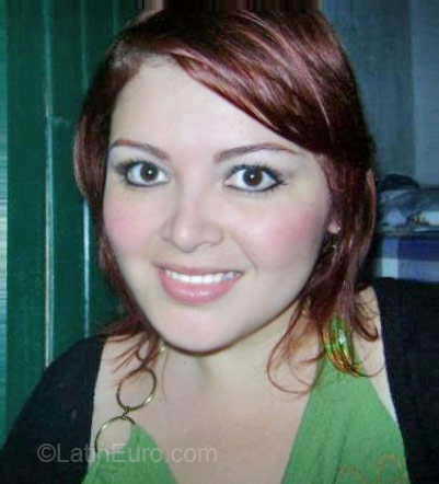 Date this pretty Costa Rica girl LindaVi from San Jose CR70