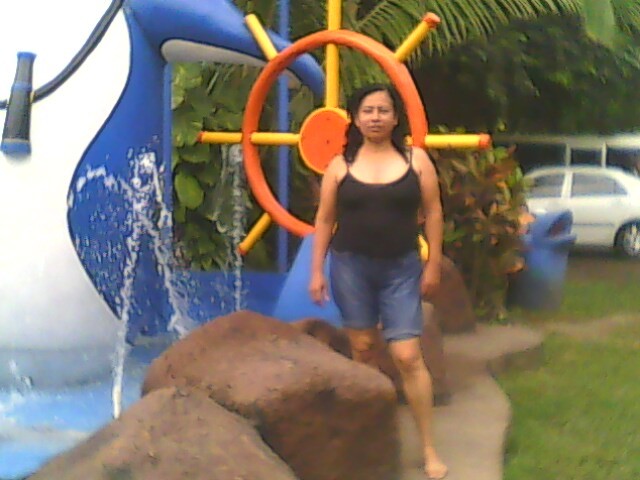 Date this pretty El Salvador girl Pati450 from San Salvador US11154