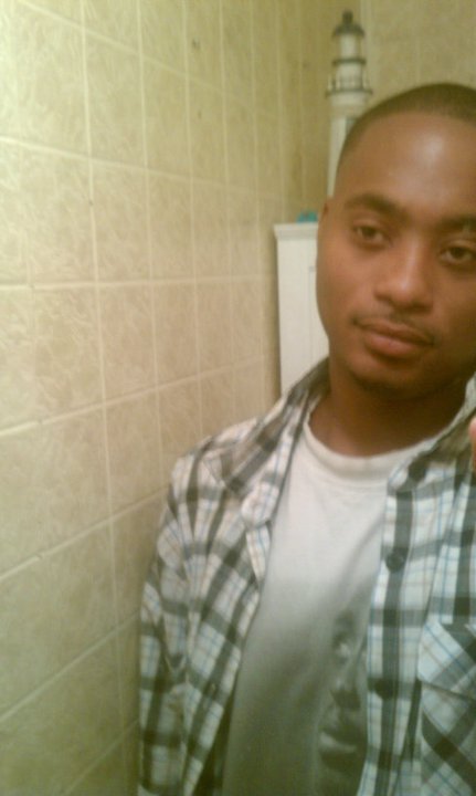 Date this funny United States man Alleyzero from Lynchburg US11296