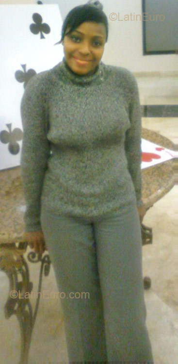 Date this tall Panama girl Erika from Panama City PA142