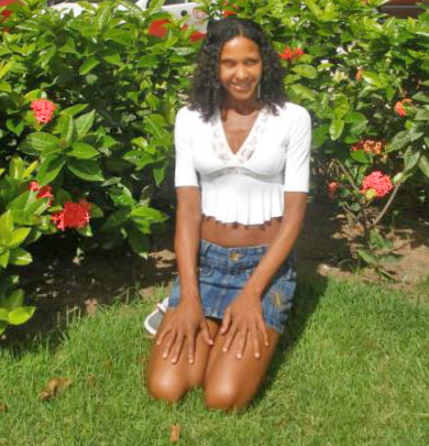 Date this happy Brazil girl Mirian from Dias Davila BR9626