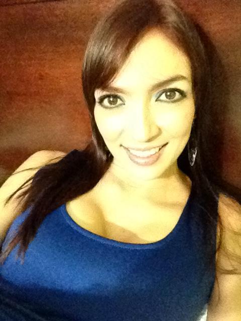 Date this tall Panama girl Nahomy Elisa from Panama PA166