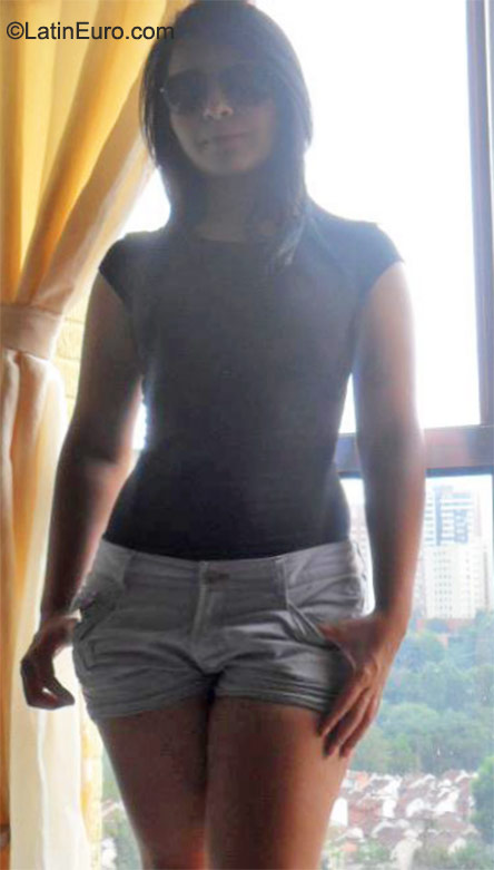 Date this exotic Colombia girl Estefania from Medellin CO8251