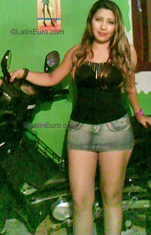 Date this fun Colombia girl Lady from Neiva CO8266