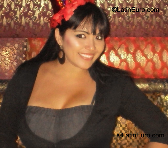 Date this beautiful Mexico girl Mabel from Metepec MX460