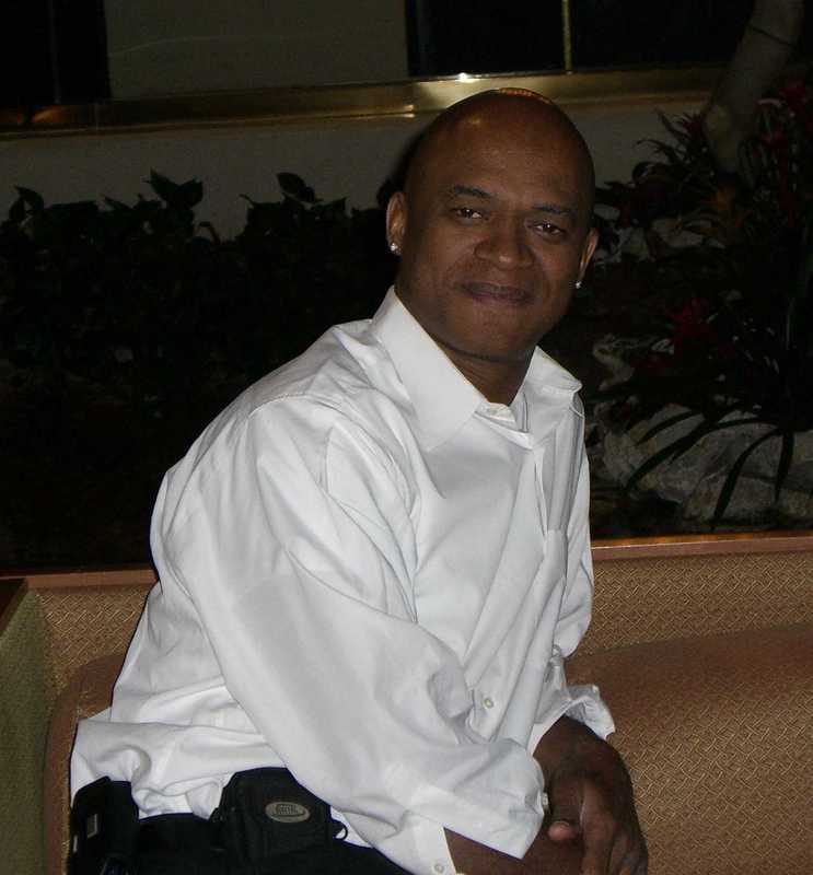 Date this sultry United States man Xrayeyz from Orlando US11576