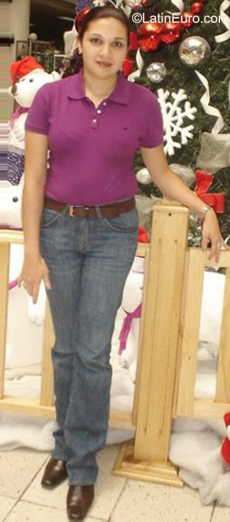 Date this good-looking Costa Rica girl Daniella from San Jose CR141