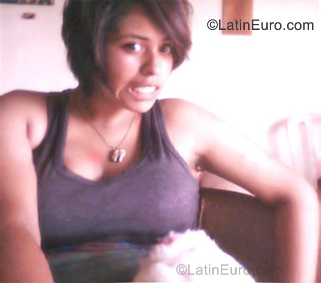Date this exotic Colombia girl Adelinda from Cali CO8705
