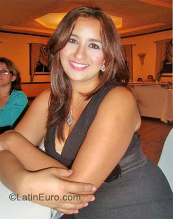 Date this athletic Honduras girl Pamela from San Pedro Sula HN504