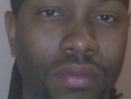 Date this voluptuous United States man Easy from Cincinnati US11877