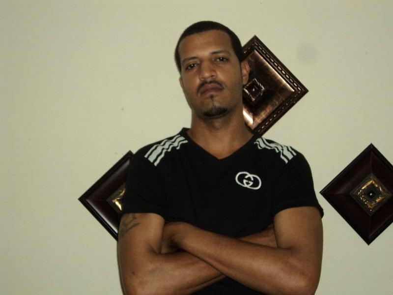 Date this delightful Dominican Republic man Henry from Santo Domingo DO9946