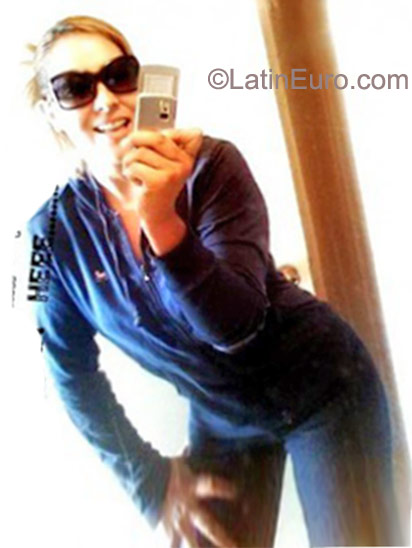 Date this voluptuous Mexico girl Patriciaeaton from Tijuana MX551