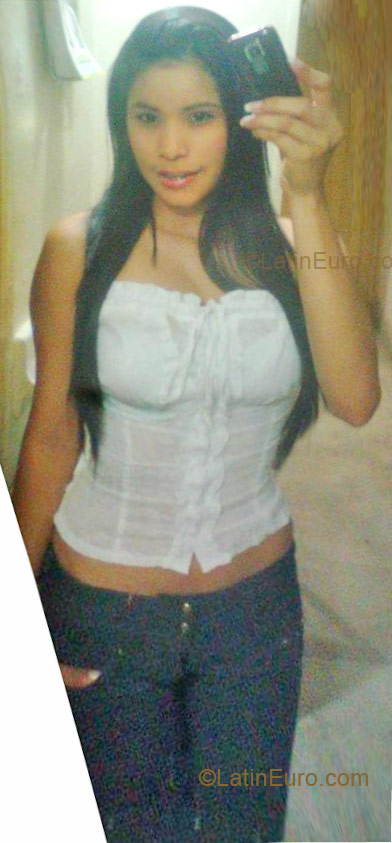 Date this delightful Colombia girl Katerine Yohana from Cucuta CO14148