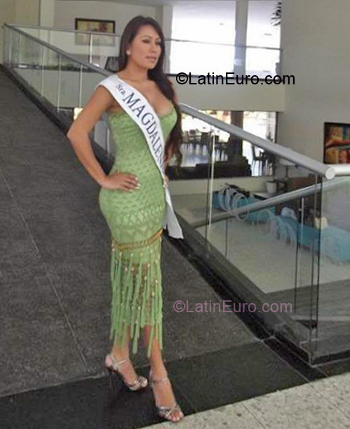 Date this hard body Colombia girl Paula from Bararquilla CO8849