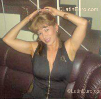 Date this voluptuous Colombia girl Sonia from Bogota CO8855