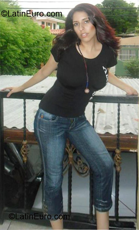 Date this passionate Nicaragua girl Lucy from Managua NI79
