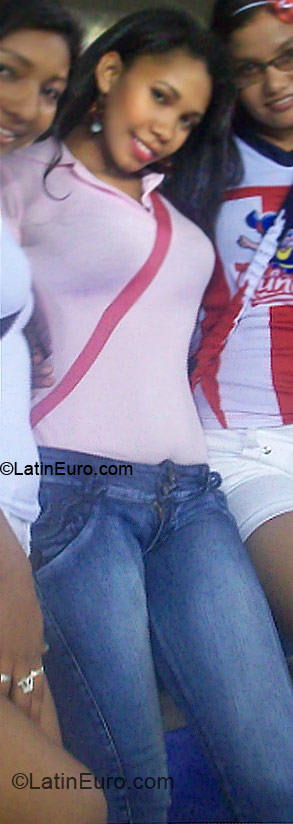 Date this sensual Colombia girl Daniela from Barranquilla CO8887