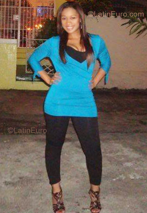 Date this georgeous Panama girl Lindasusy from Panama PA207
