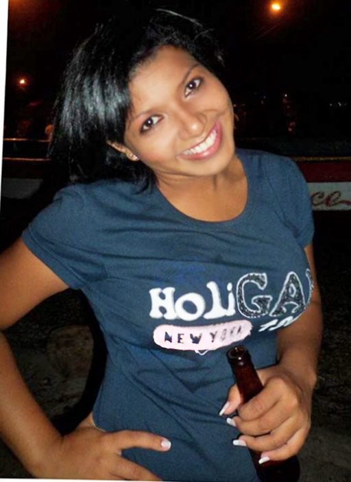Date this georgeous Colombia girl Skarle from Cartagena CO8922