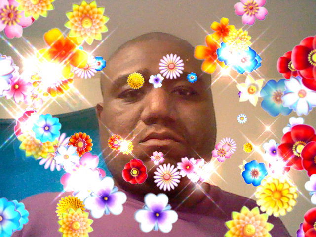 Date this foxy United States man Larry Paul from Houston US12018