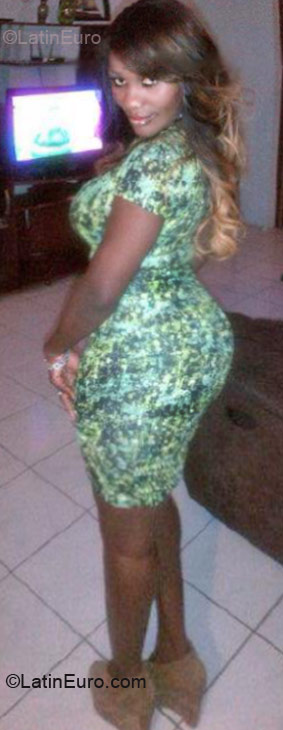 Date this sultry Jamaica girl Marsha from Kingston JM403